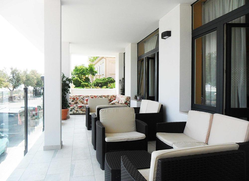 Hotel Beaurivage Senigallia Bagian luar foto